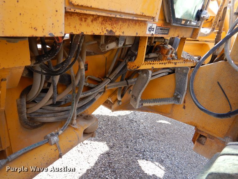 image for item DS8006 1999 John Deere 770CH  motor grader