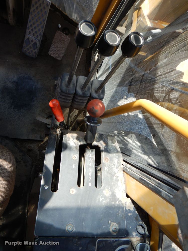 image for item DS8006 1999 John Deere 770CH  motor grader