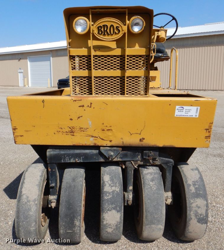 image for item DS8008 Bros  pneumatic roller