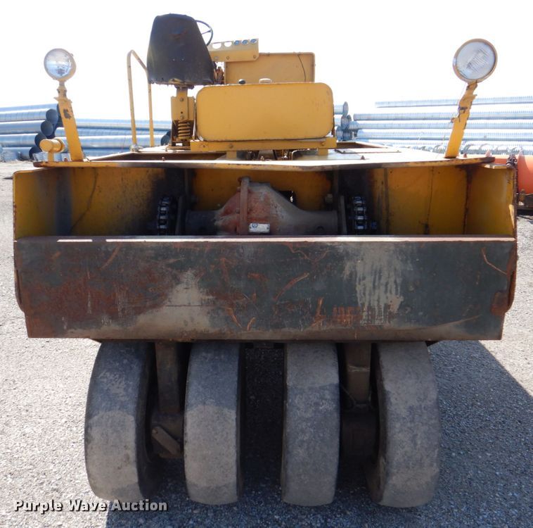 image for item DS8008 Bros  pneumatic roller