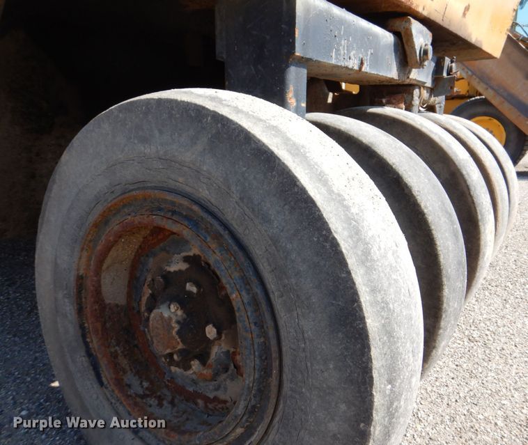 image for item DS8008 Bros  pneumatic roller