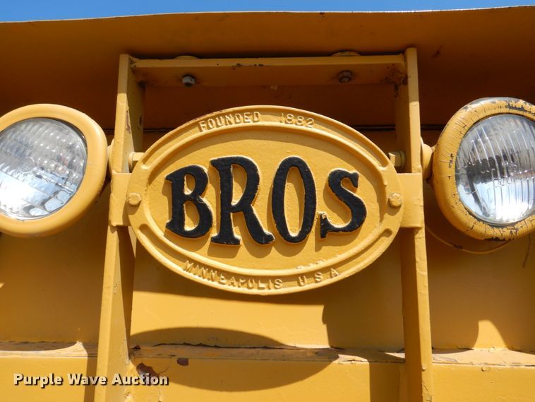 image for item DS8008 Bros  pneumatic roller