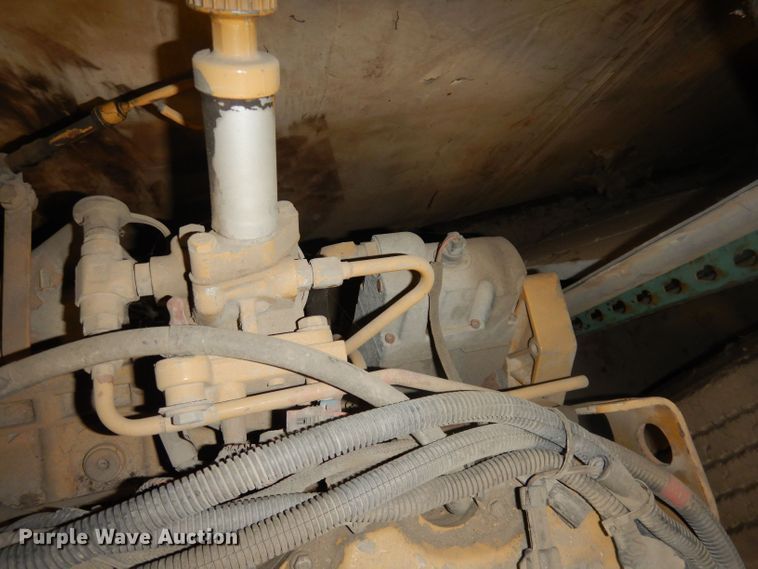 image for item DT9877 2003 Caterpillar 3126  engine