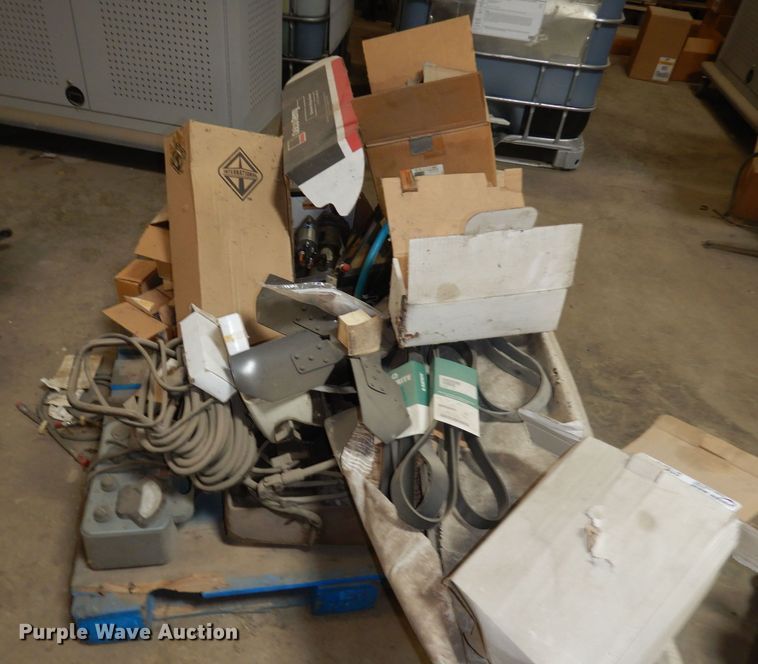 image for item DT9878 Bus parts