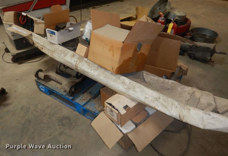 image for item DT9878 Bus parts