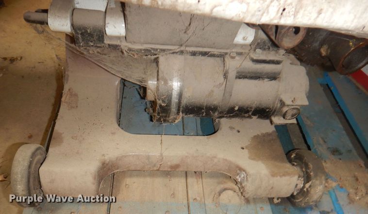 image for item DT9878 Bus parts