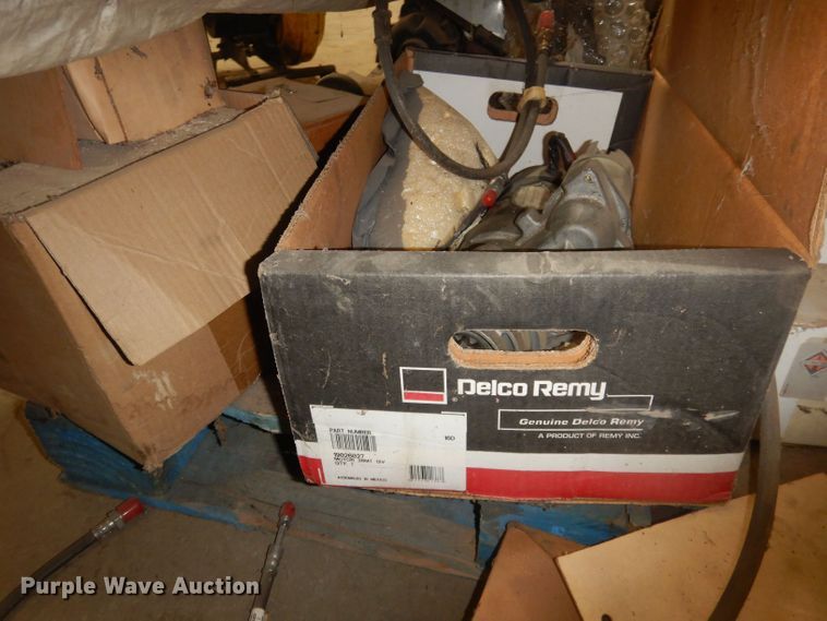 image for item DT9878 Bus parts