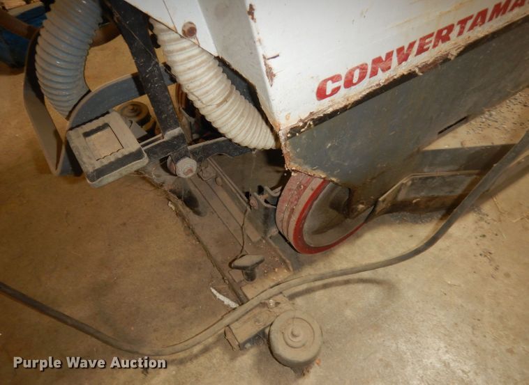 image for item DT9880 Advance Convertamatic 386002  floor scrubber