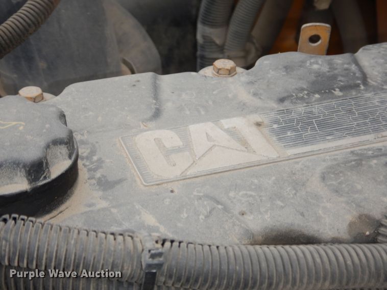 image for item DT9881 2004 Freightliner FS65  school bus