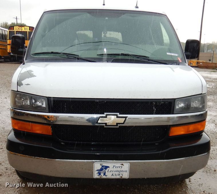 image for item DT9883 2012 Chevrolet Express 1500  van