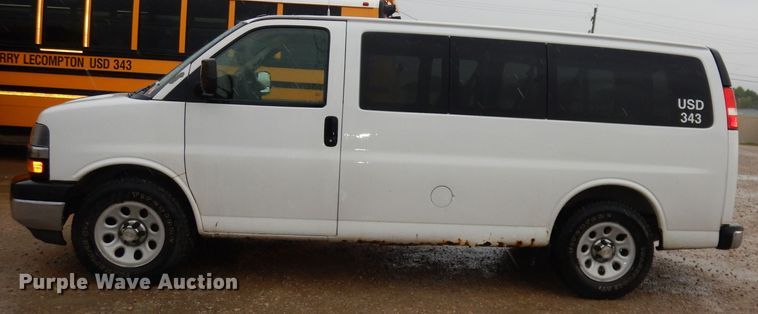 image for item DT9883 2012 Chevrolet Express 1500  van