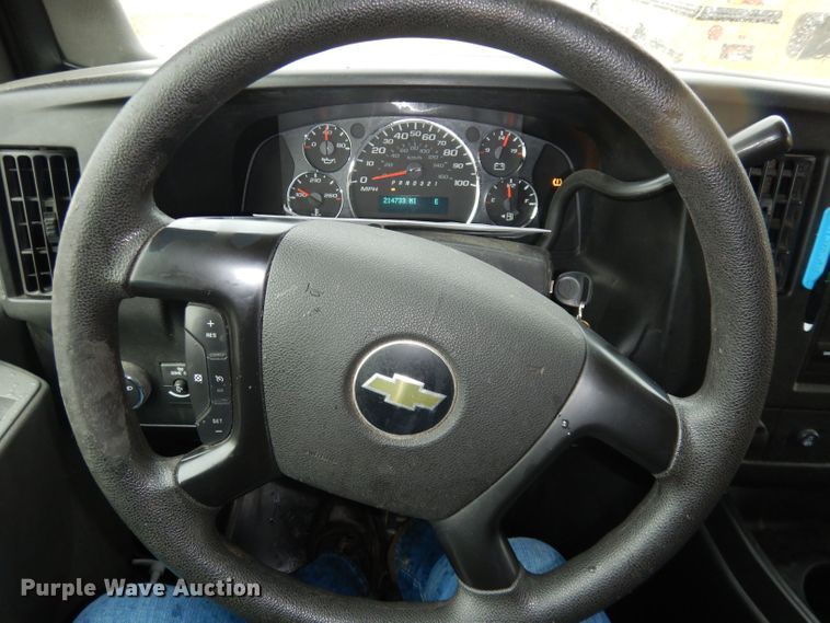 image for item DT9883 2012 Chevrolet Express 1500  van