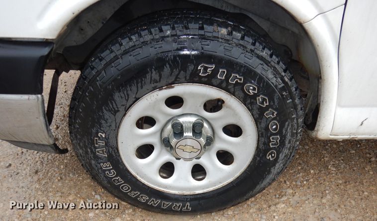 image for item DT9883 2012 Chevrolet Express 1500  van