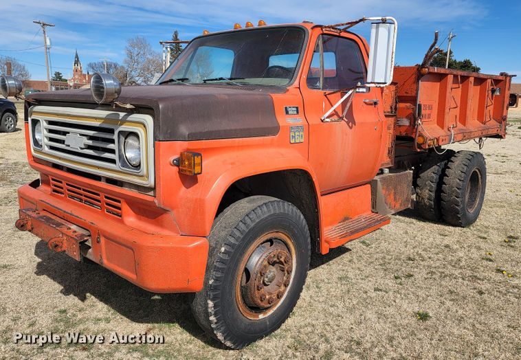 image for item GL9017 1976 Chevrolet C60  dump truck