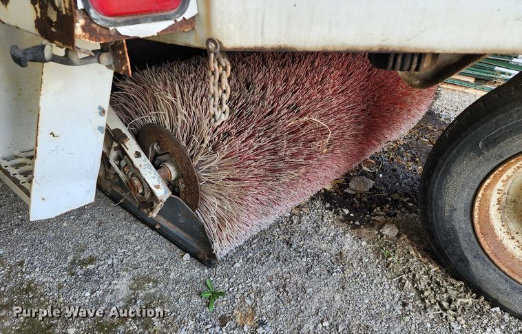 image for item IF9490 Elgin Pelican  street sweeper