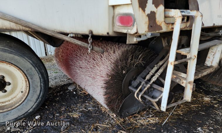 image for item IF9490 Elgin Pelican  street sweeper