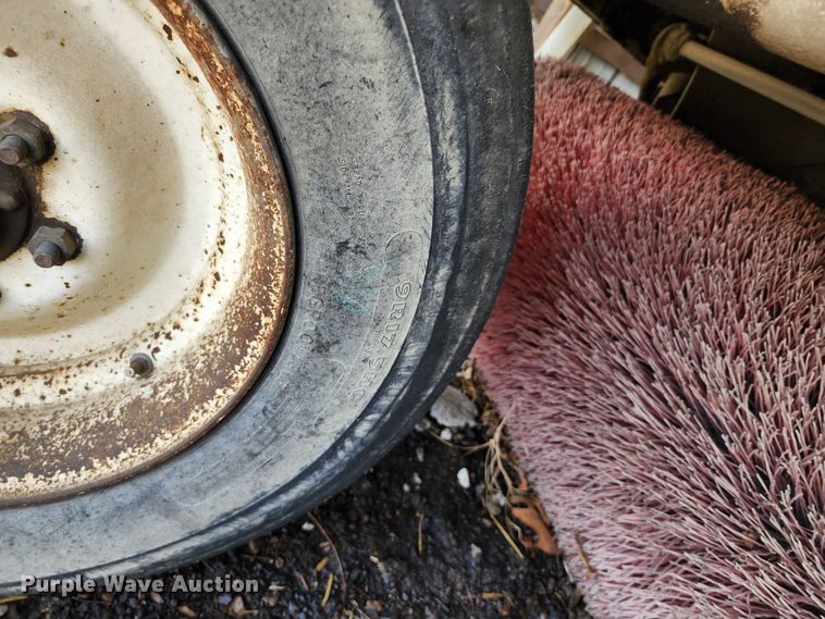 image for item IF9490 Elgin Pelican  street sweeper