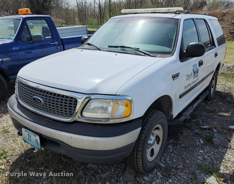 image for item IF9493 2002 Ford Expedition  SUV