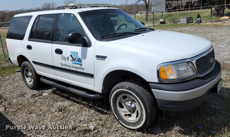 image for item IF9493 2002 Ford Expedition  SUV