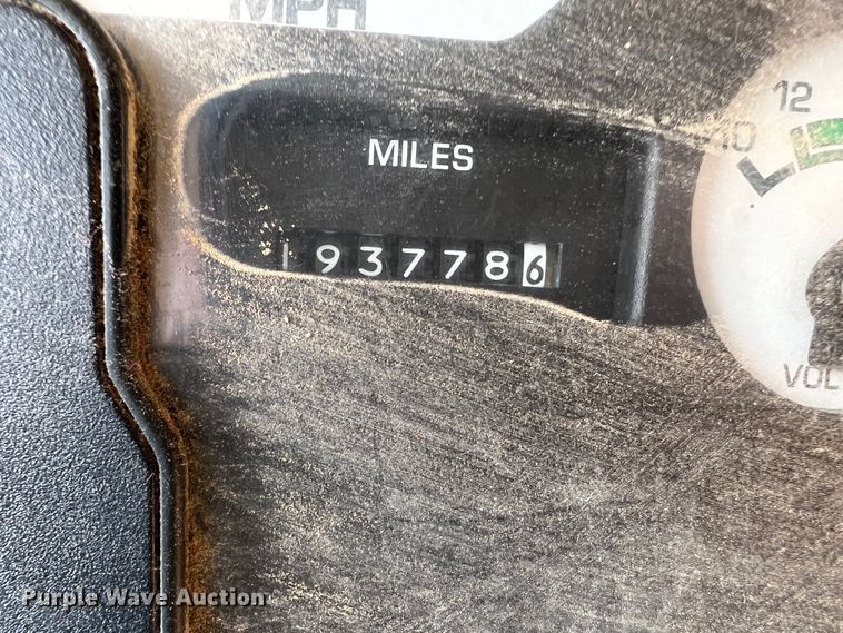 image for item IG9433 2001 International 3000  school bus