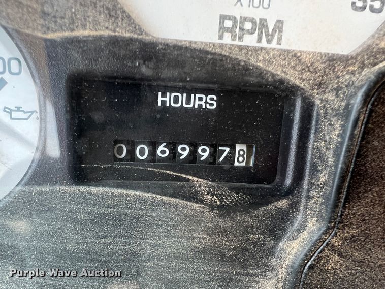 image for item IG9433 2001 International 3000  school bus