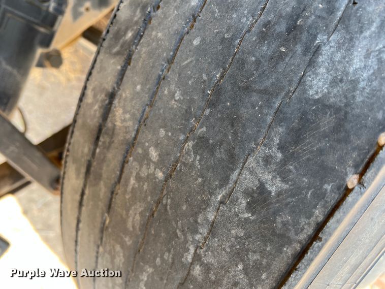 image for item IG9433 2001 International 3000  school bus