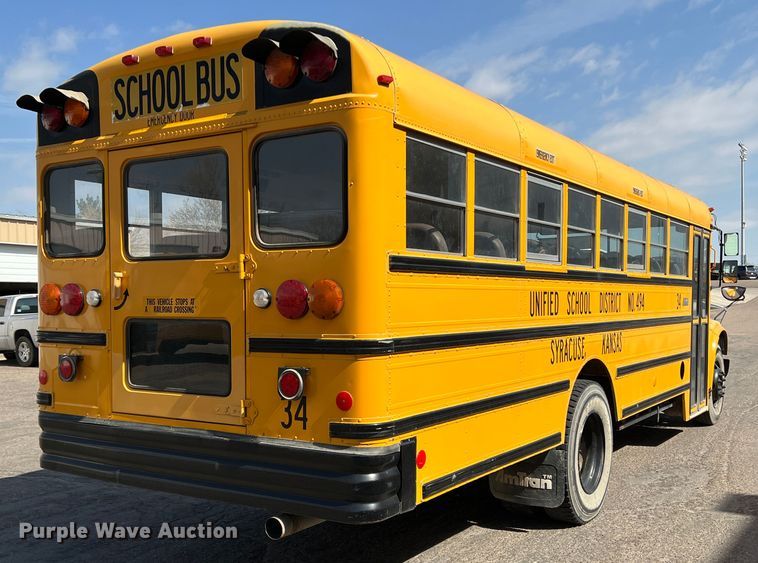 image for item IG9435 1999 International 3800  school bus