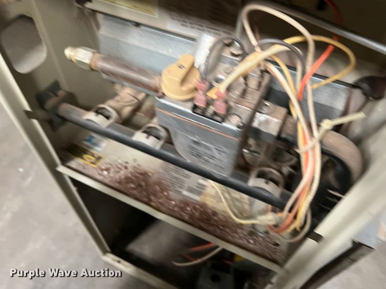 image for item IG9486 (2) furnaces