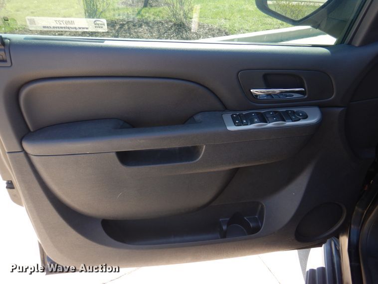 image for item IM9727 2014 Chevrolet Tahoe Police  SUV