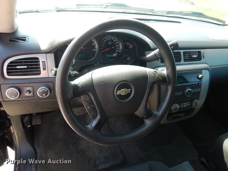 image for item IM9727 2014 Chevrolet Tahoe Police  SUV