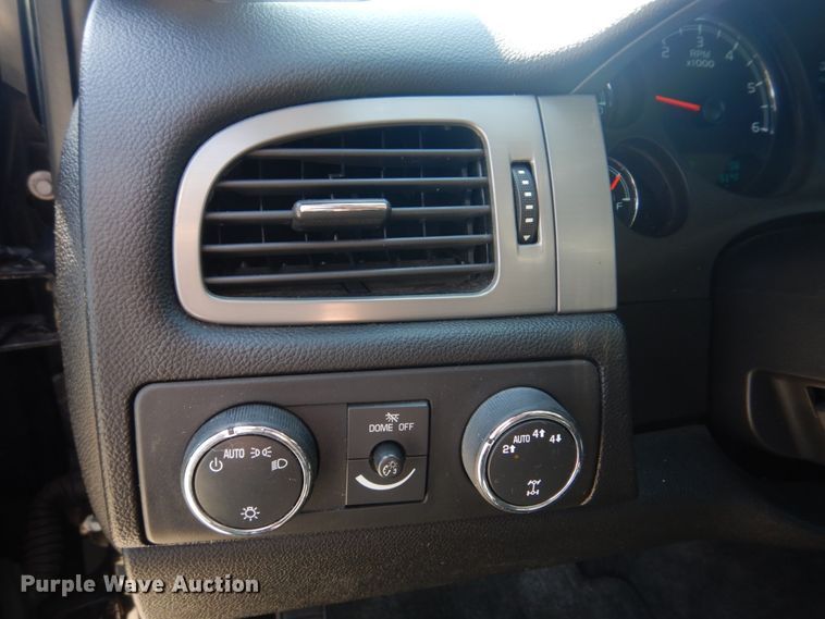 image for item IM9727 2014 Chevrolet Tahoe Police  SUV