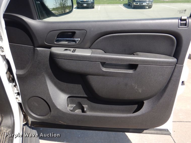 image for item IM9730 2012 Chevrolet Tahoe Police  SUV