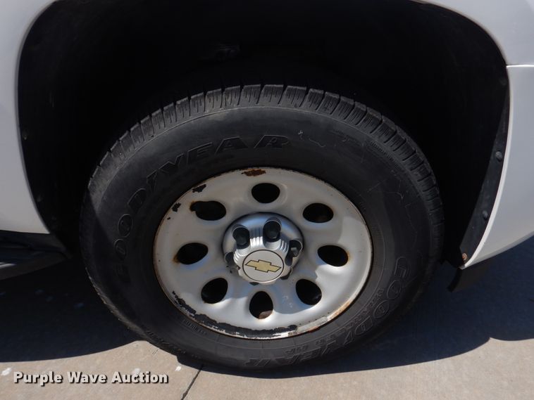 image for item IM9730 2012 Chevrolet Tahoe Police  SUV