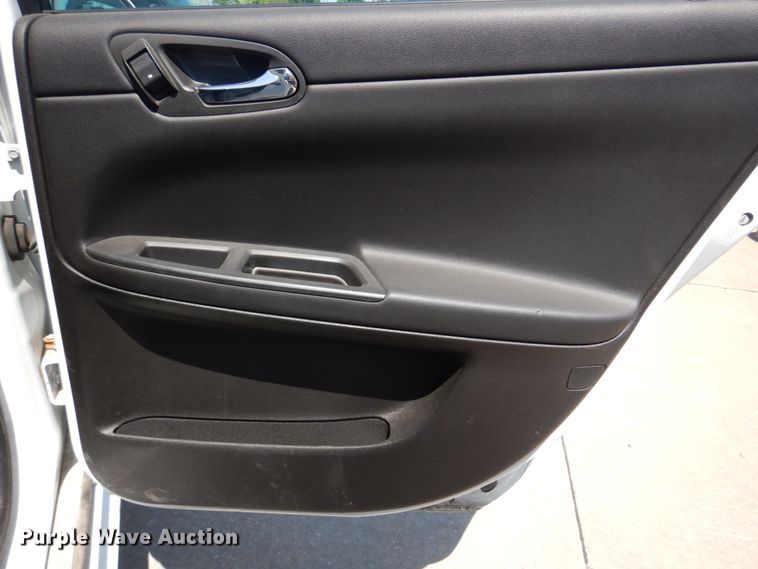 image for item IM9733 2012 Chevrolet Impala Police