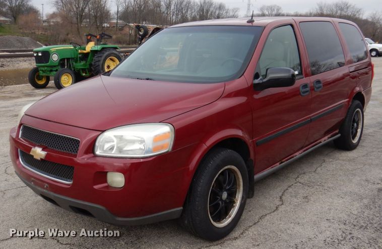 image for item IM9955 2005 Chevrolet Uplander  van