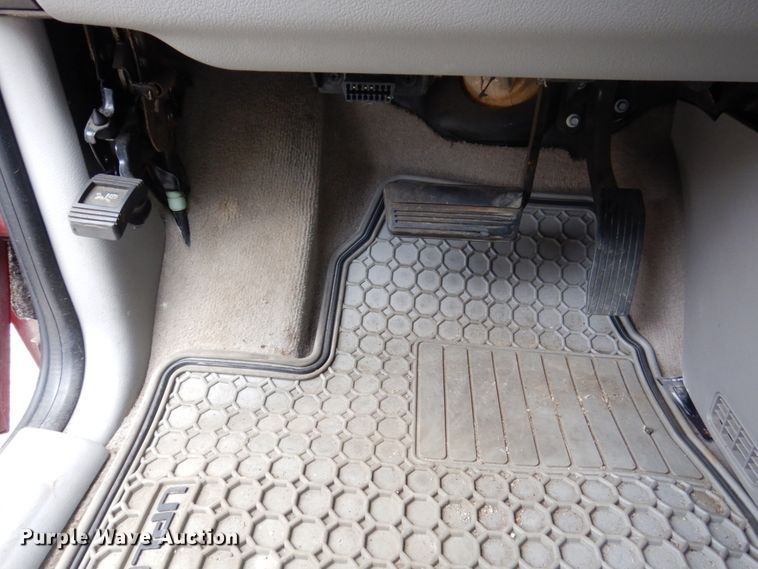 image for item IM9955 2005 Chevrolet Uplander  van