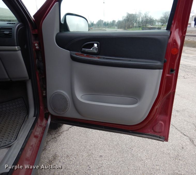 image for item IM9955 2005 Chevrolet Uplander  van