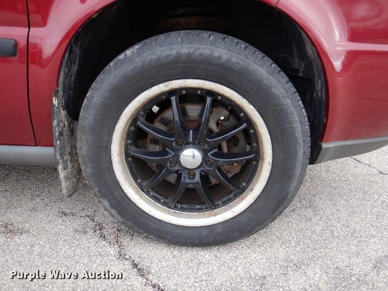 image for item IM9955 2005 Chevrolet Uplander  van