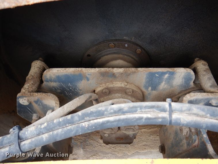 image for item IM9960 2005 Vibromax VM66  single drum vibratory roller