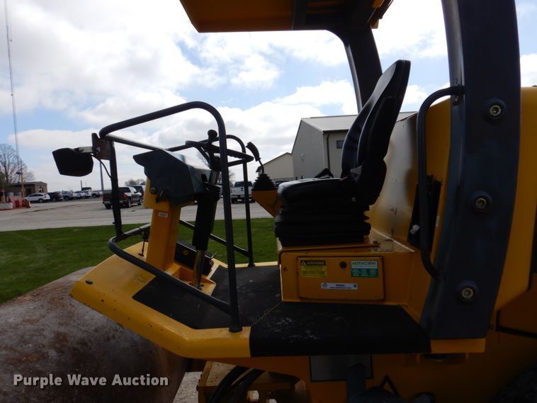 image for item IM9960 2005 Vibromax VM66  single drum vibratory roller