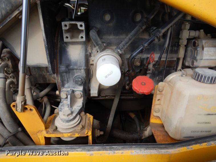 image for item IM9960 2005 Vibromax VM66  single drum vibratory roller