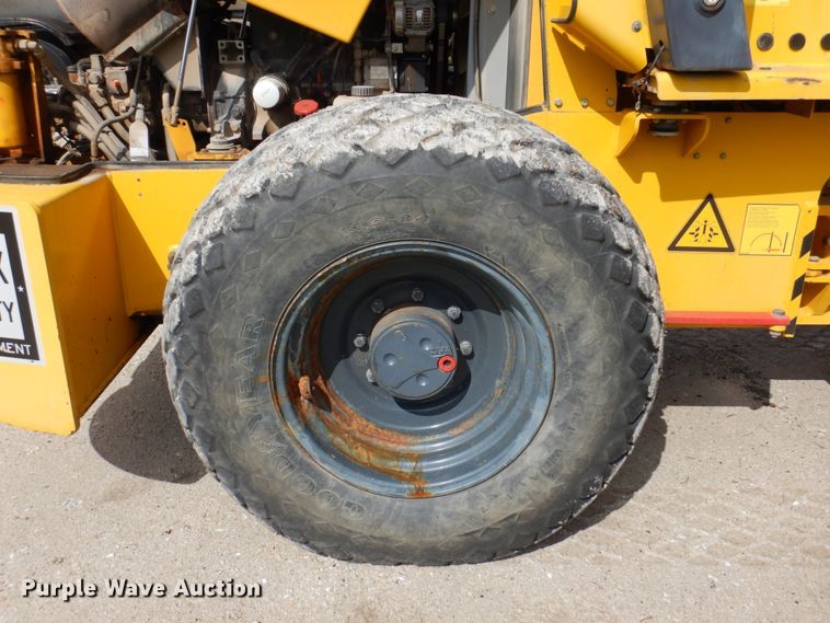 image for item IM9960 2005 Vibromax VM66  single drum vibratory roller