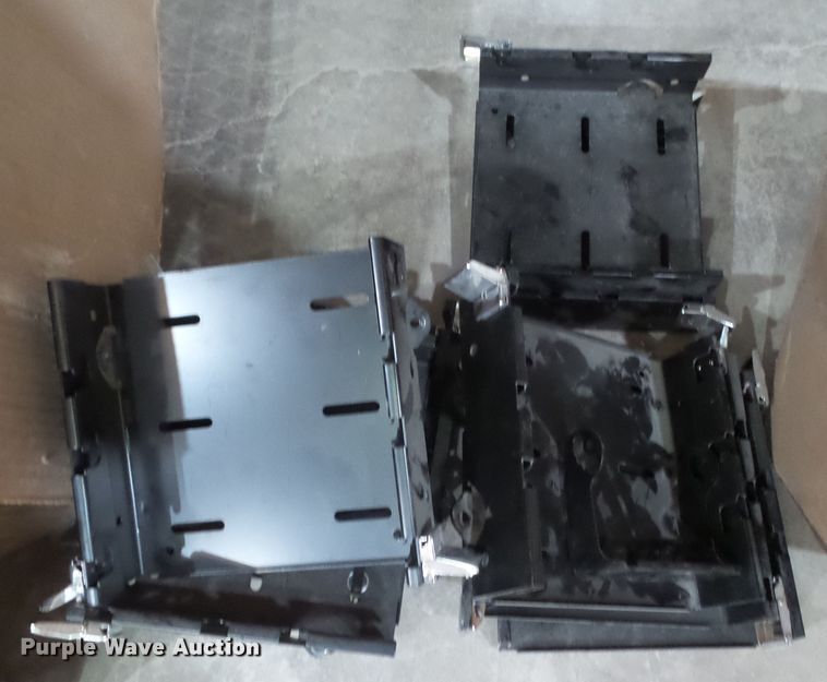 image for item IQ9754 (22) radios