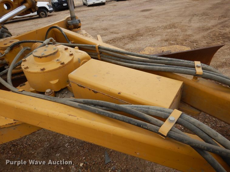 image for item IU9857 2011 Caterpillar 140M AWD  motor grader