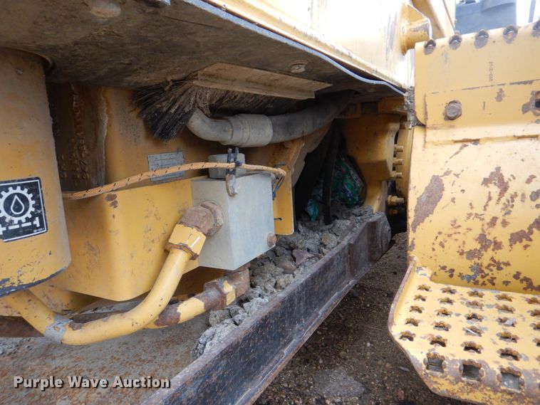 image for item IU9857 2011 Caterpillar 140M AWD  motor grader