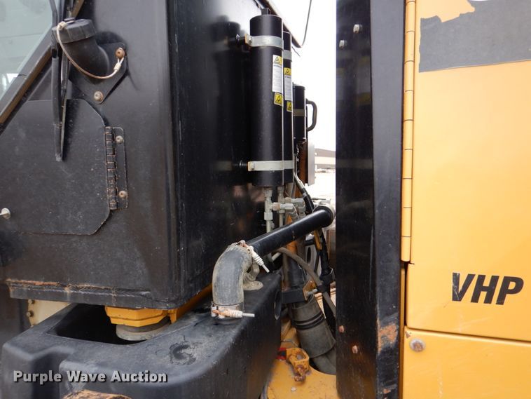 image for item IU9857 2011 Caterpillar 140M AWD  motor grader