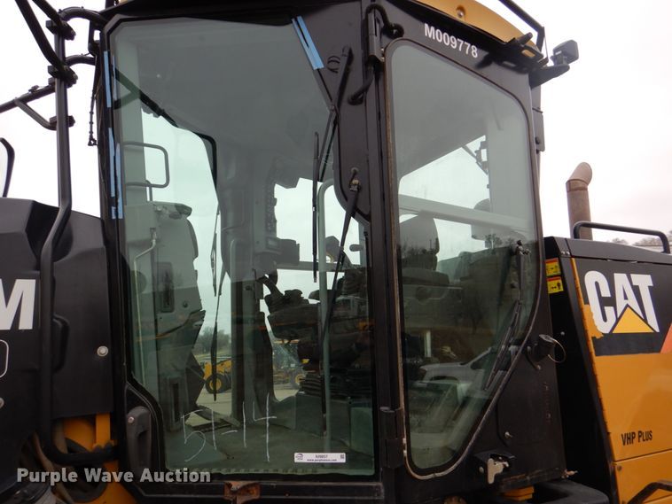 image for item IU9857 2011 Caterpillar 140M AWD  motor grader