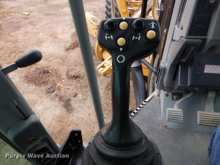 image for item IU9857 2011 Caterpillar 140M AWD  motor grader