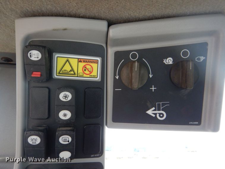 image for item IU9857 2011 Caterpillar 140M AWD  motor grader