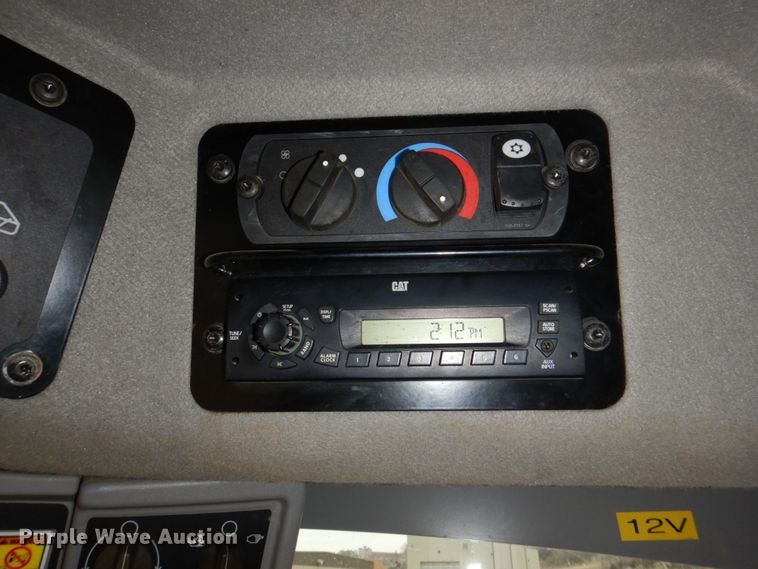 image for item IU9857 2011 Caterpillar 140M AWD  motor grader